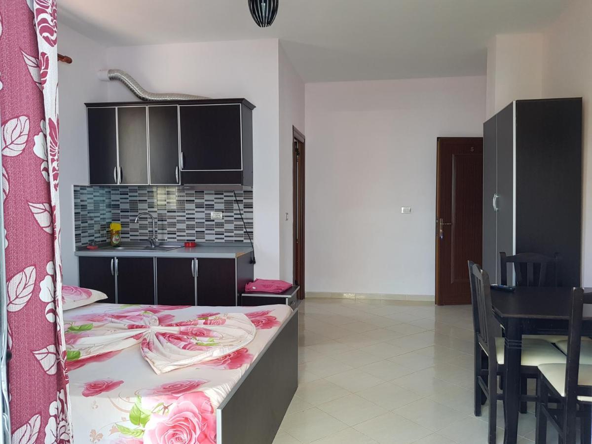 Esmeralda Hotel & Restaurant Ksamil Luaran gambar